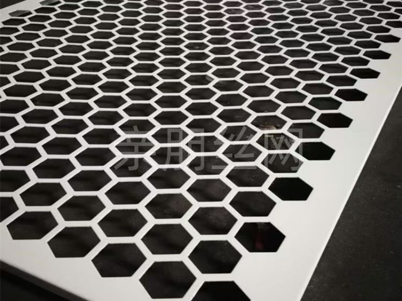 鳄鱼嘴和圆孔网